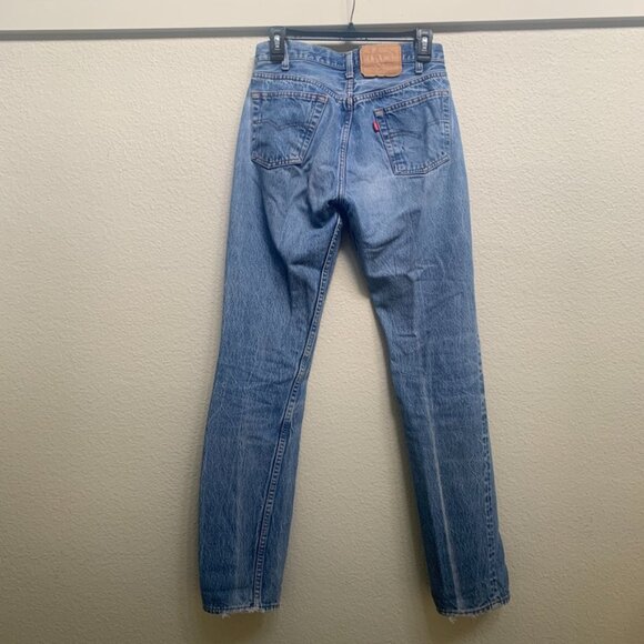 Vintage Levi’s 501 Button Fly - Picture 2 of 4